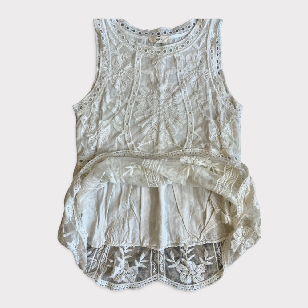 Entro Beautiful Flowy Sleeveless White Lace Top with Lining//S//Empire Waist - Picture 11 of 14